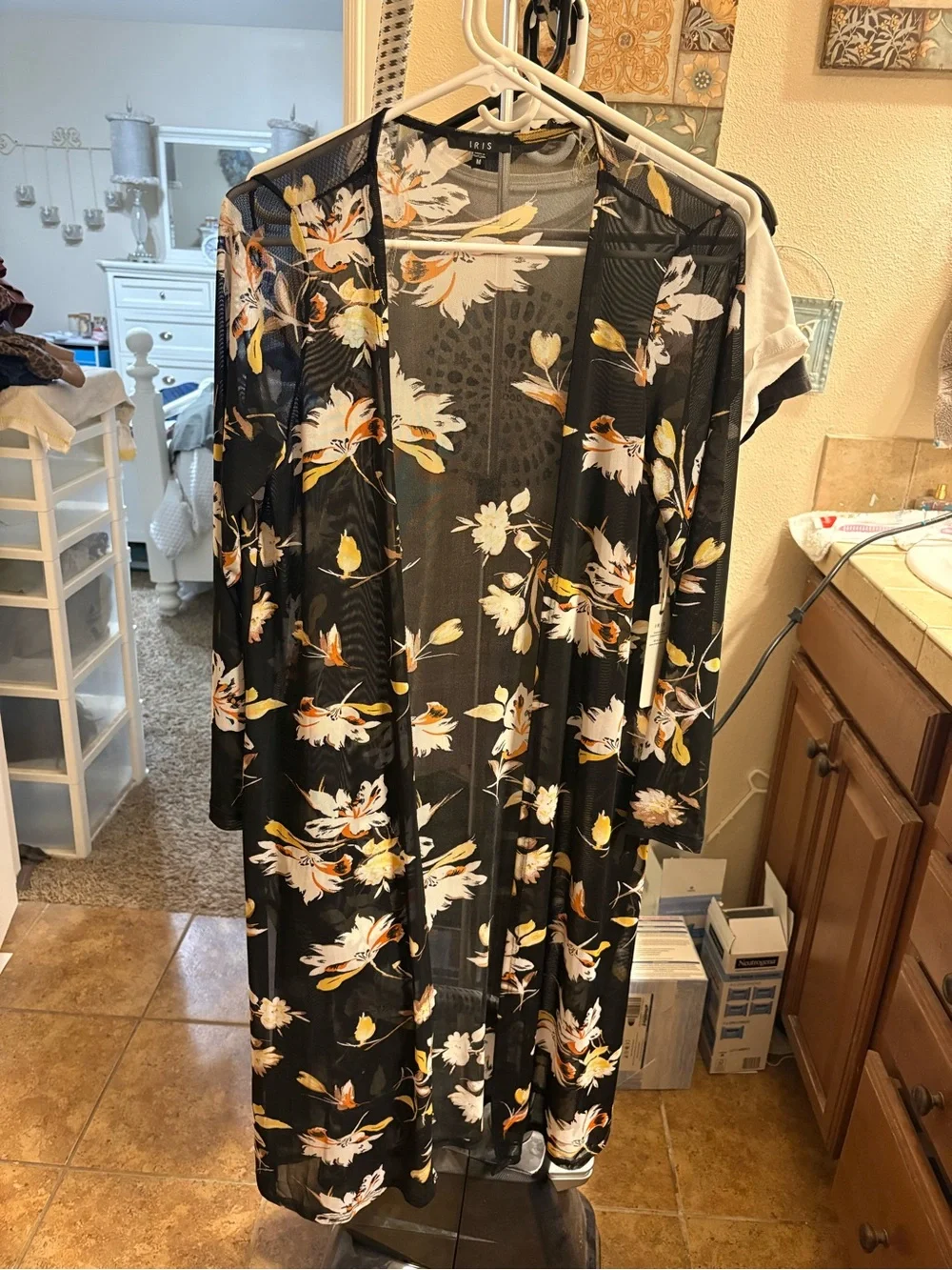 iris sheer open